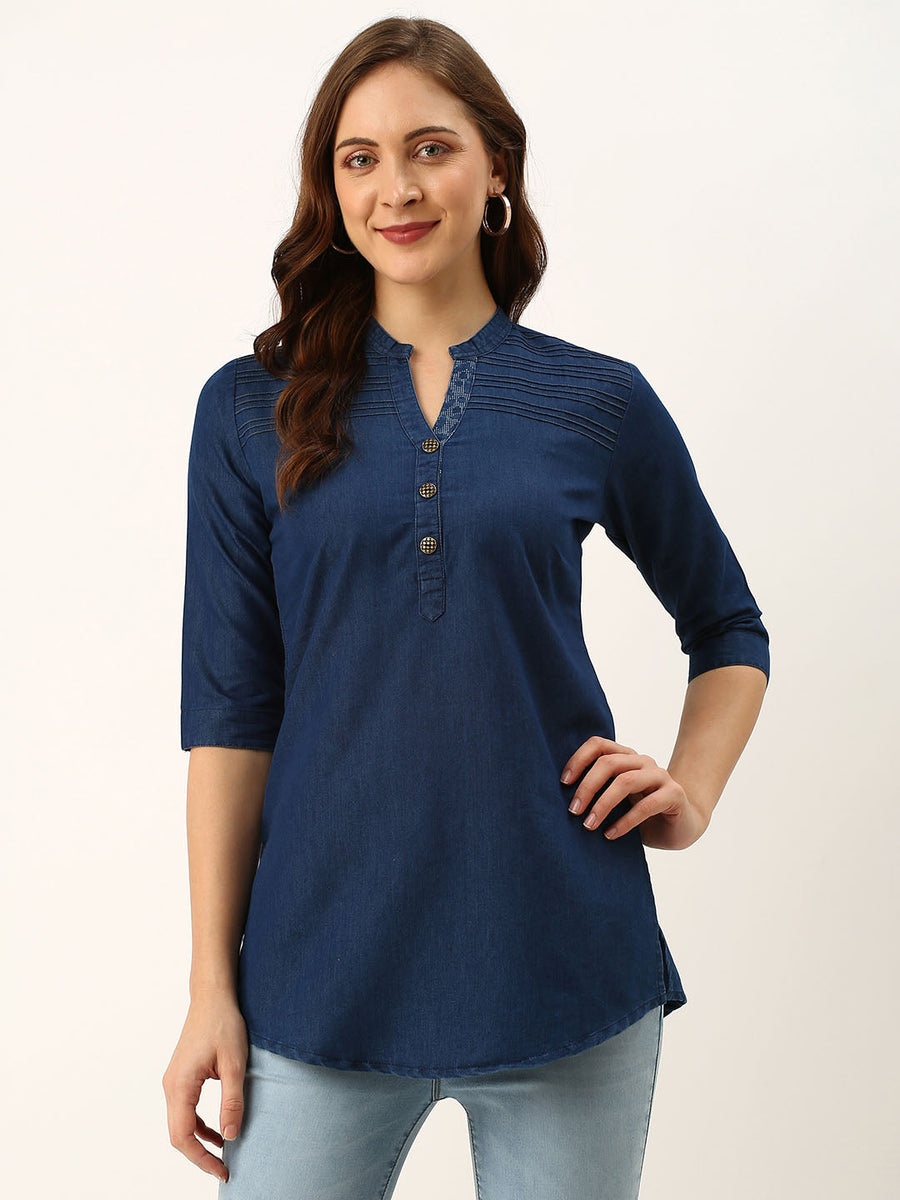 what a combination of indowestern outfits kurta with denim jacket loved  this idea chic n stylish … | Trendy dress outfits, Indian designer outfits,  Stylish dresses